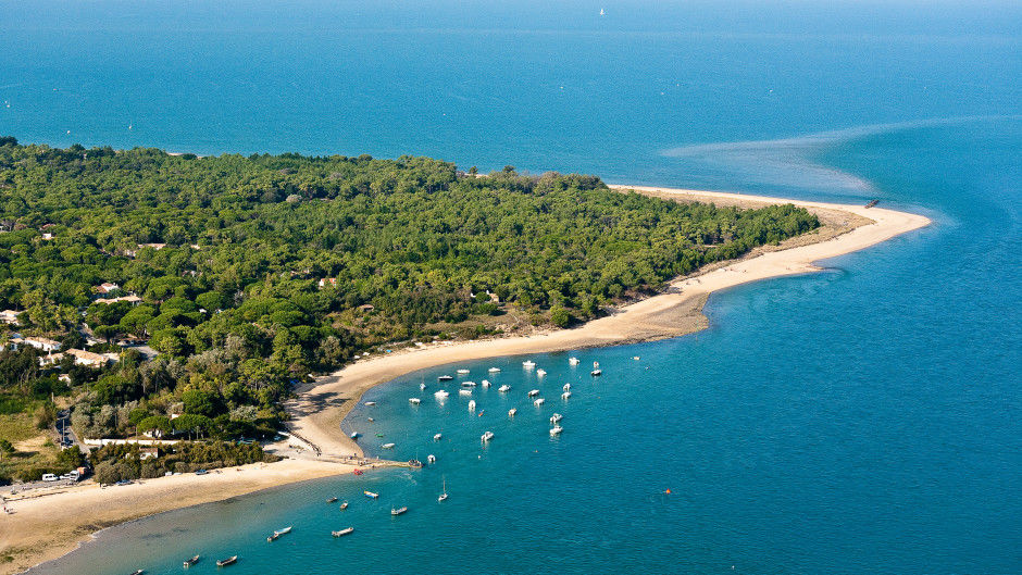 Camping Le Phare on Île de Ré - images of your holiday resort